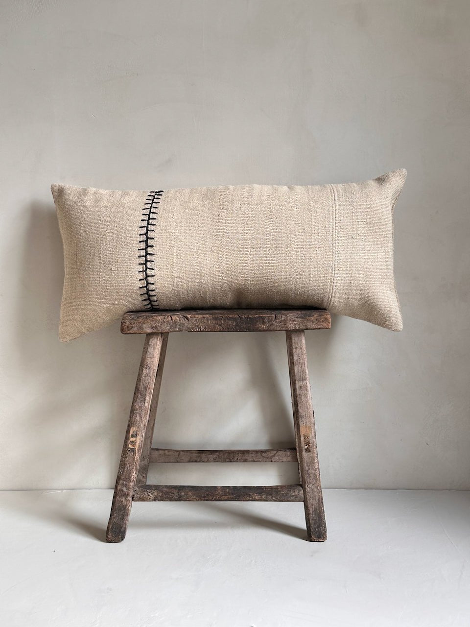The Corner - Limited edition N° 141 80 x 37 cm - Cushions