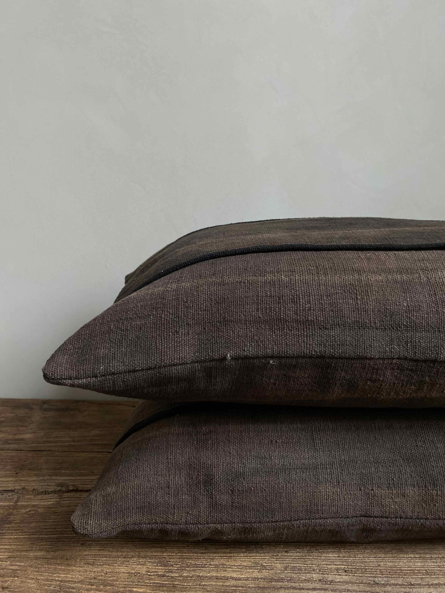 The Corner - Limited edition N° 10 - Cushions