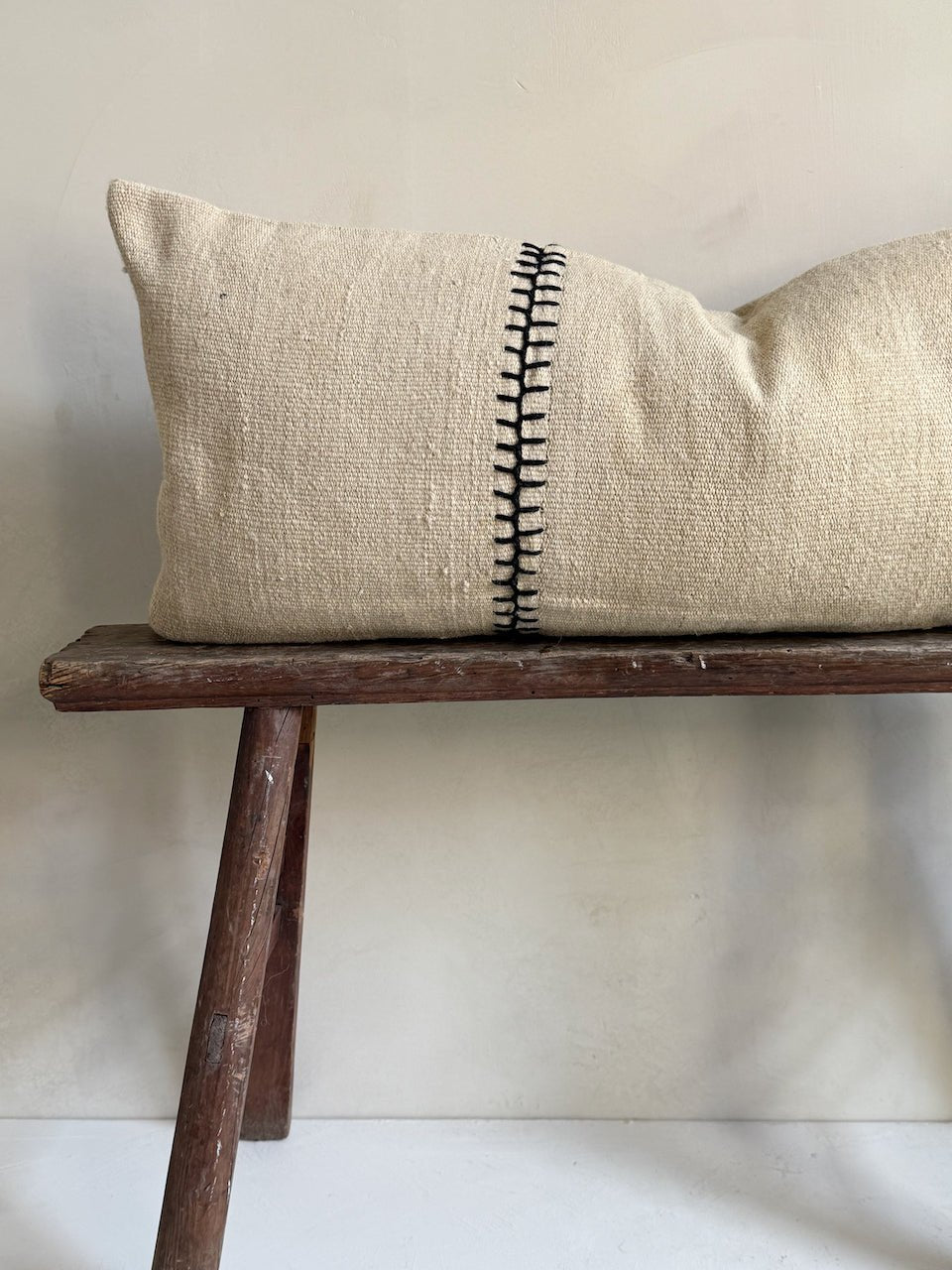 The Corner - Limited edition N° 243 80 x 37 cm - Cushions