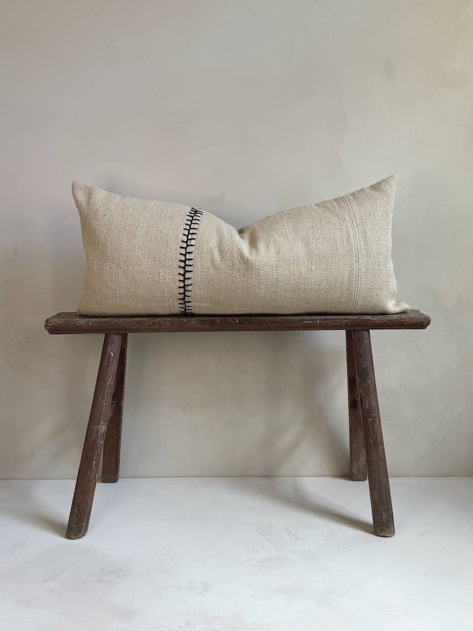 The Corner - Limited edition N° 243 80 x 37 cm - Cushions