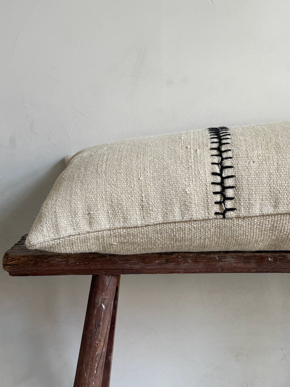The Corner - Limited edition N° 243 80 x 37 cm - Cushions