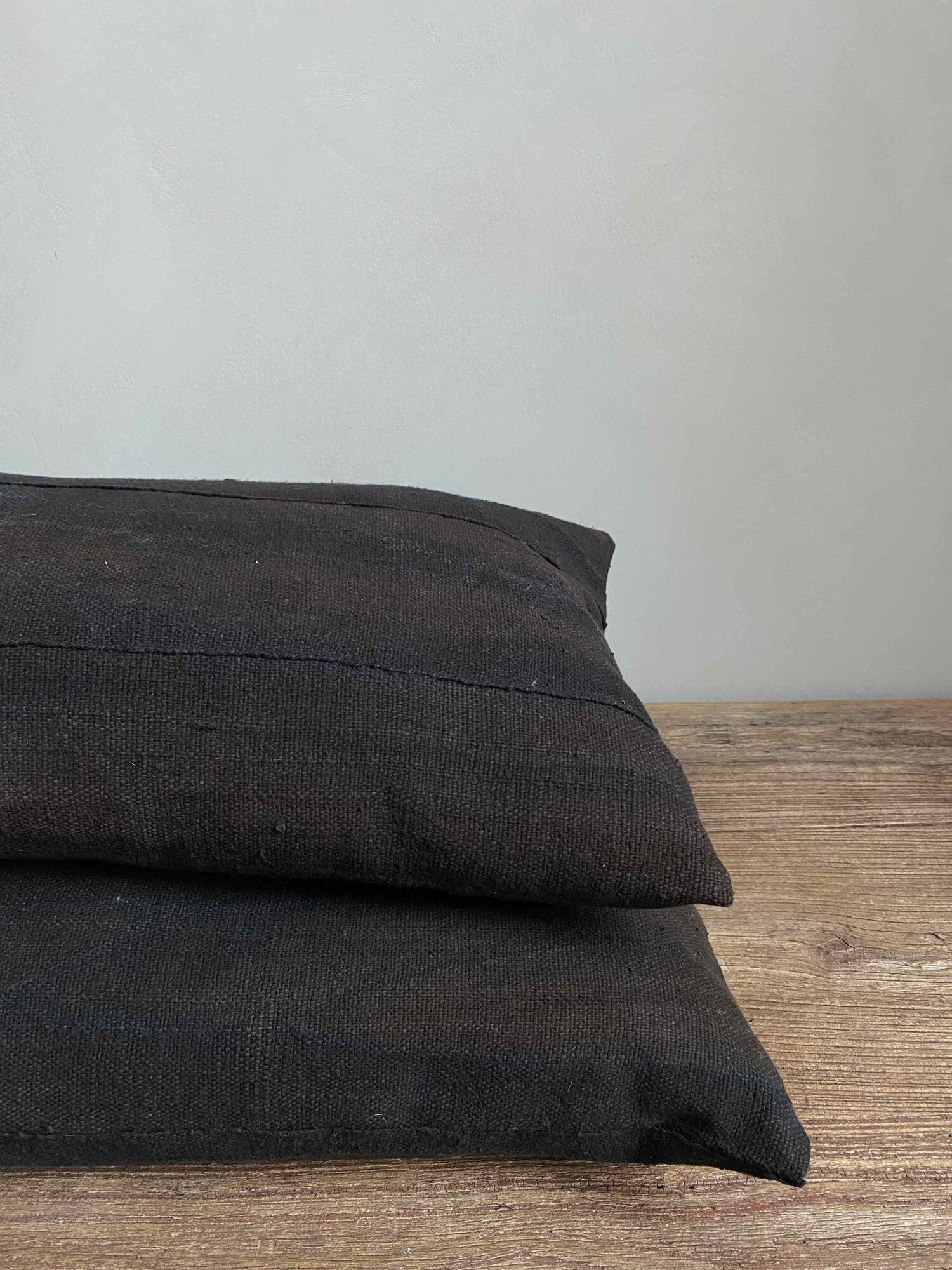 The Corner - Limited edition N° 28 - Cushions