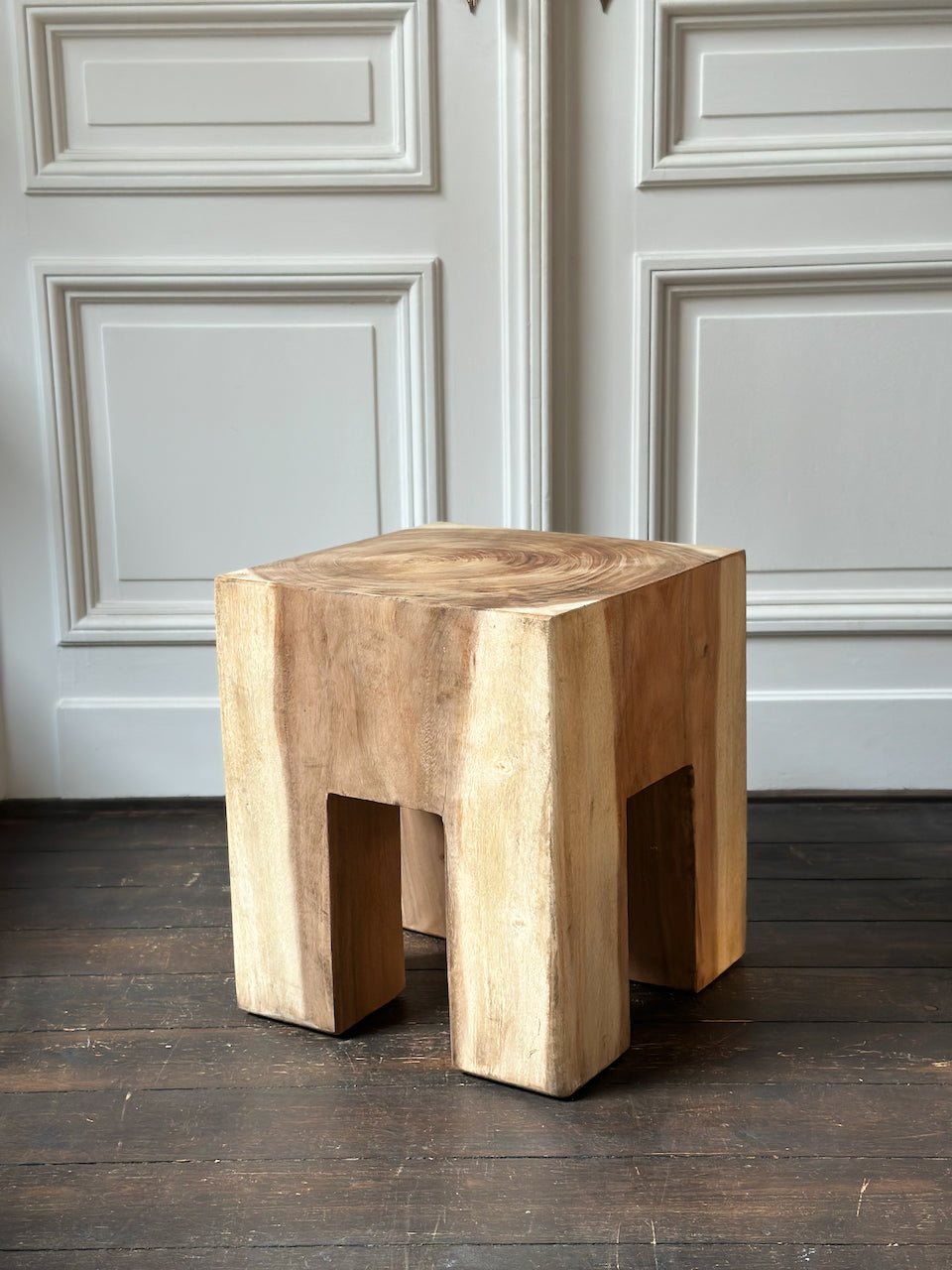 The Corner - OOA 004 - Natural - XLarge - Side Tables & Stools