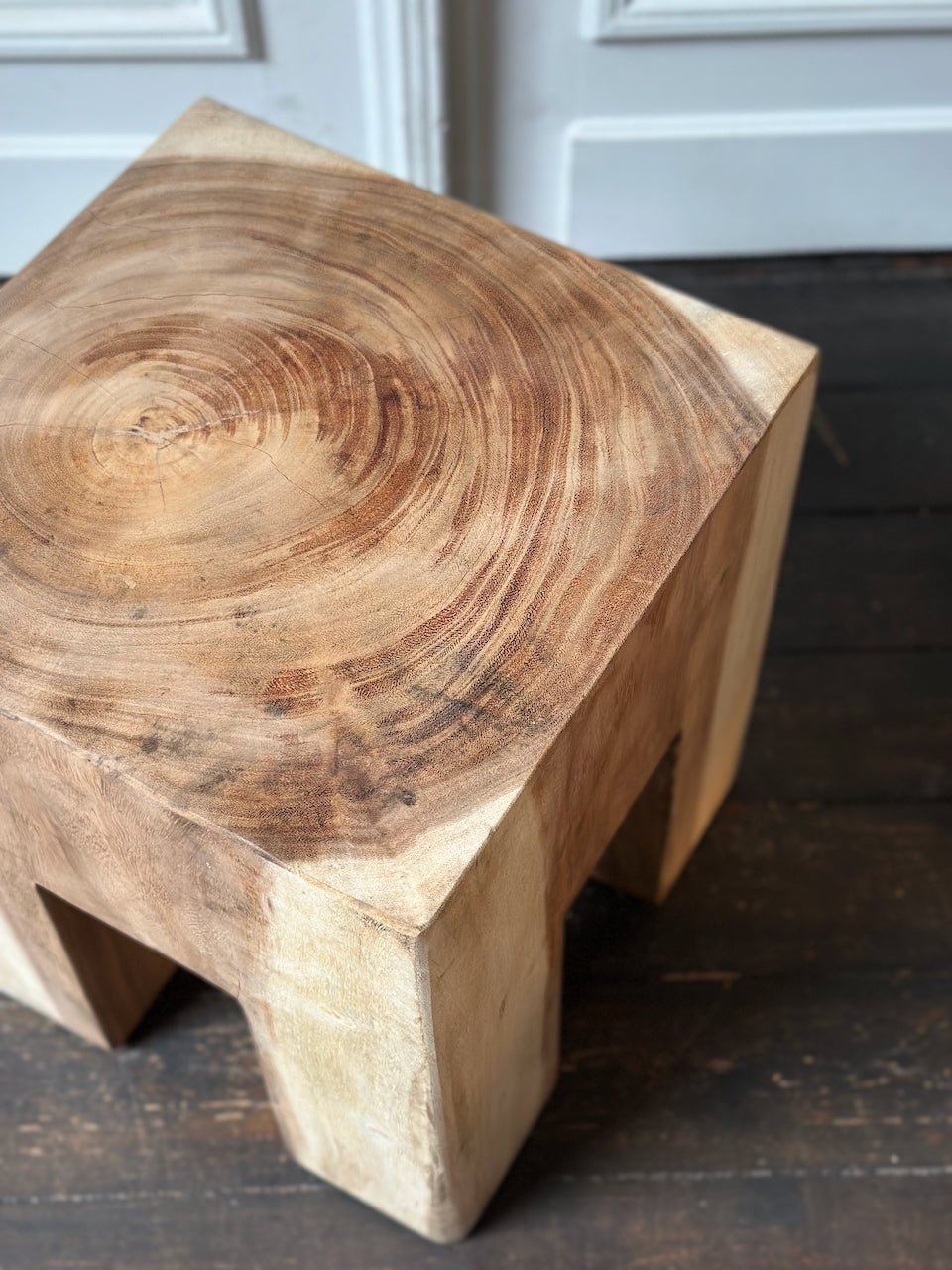 The Corner - OOA 004 - Natural - XLarge - Side Tables & Stools