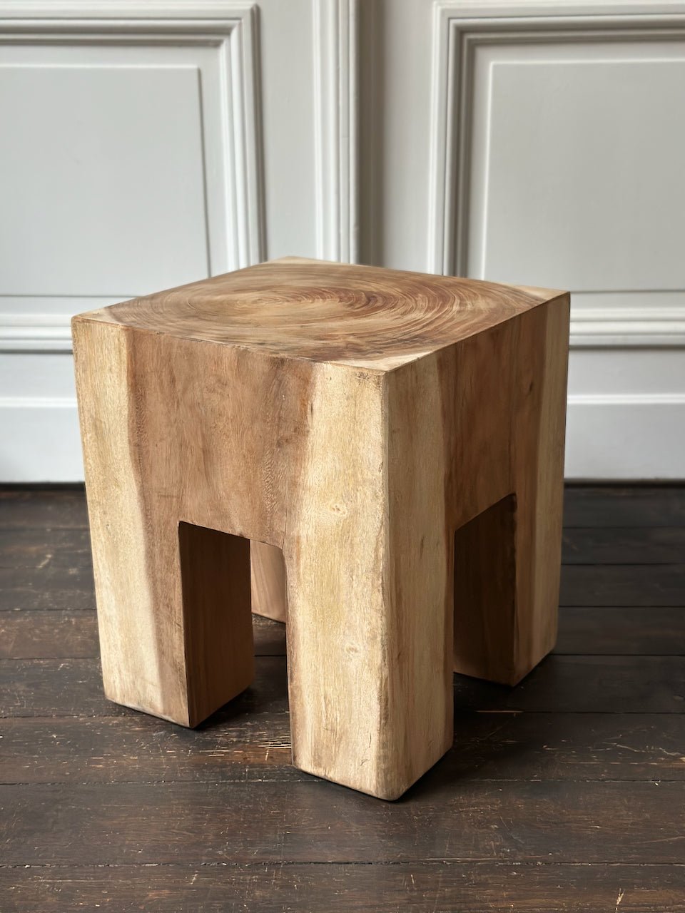 The Corner - OOA 004 - Natural - XLarge - Side Tables & Stools