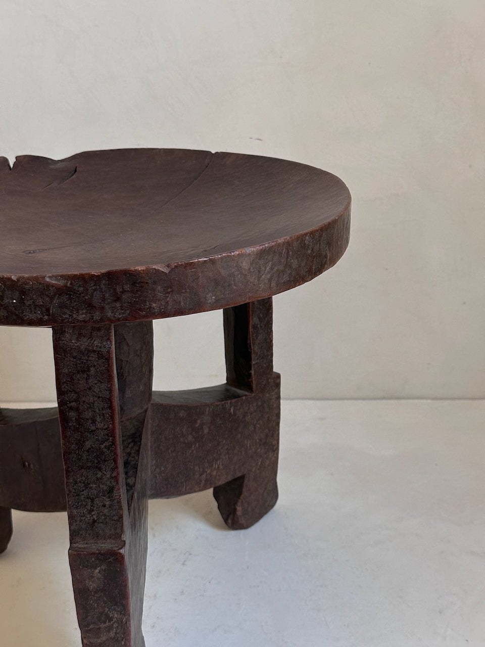 The Corner - Oromo stool N° 76 - African Benches & Stools