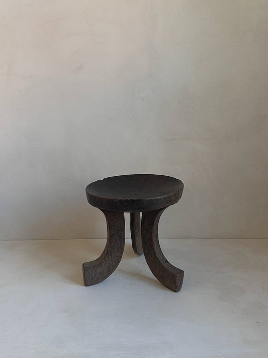 The Corner - Oromo stool N° 77 - African Benches & Stools
