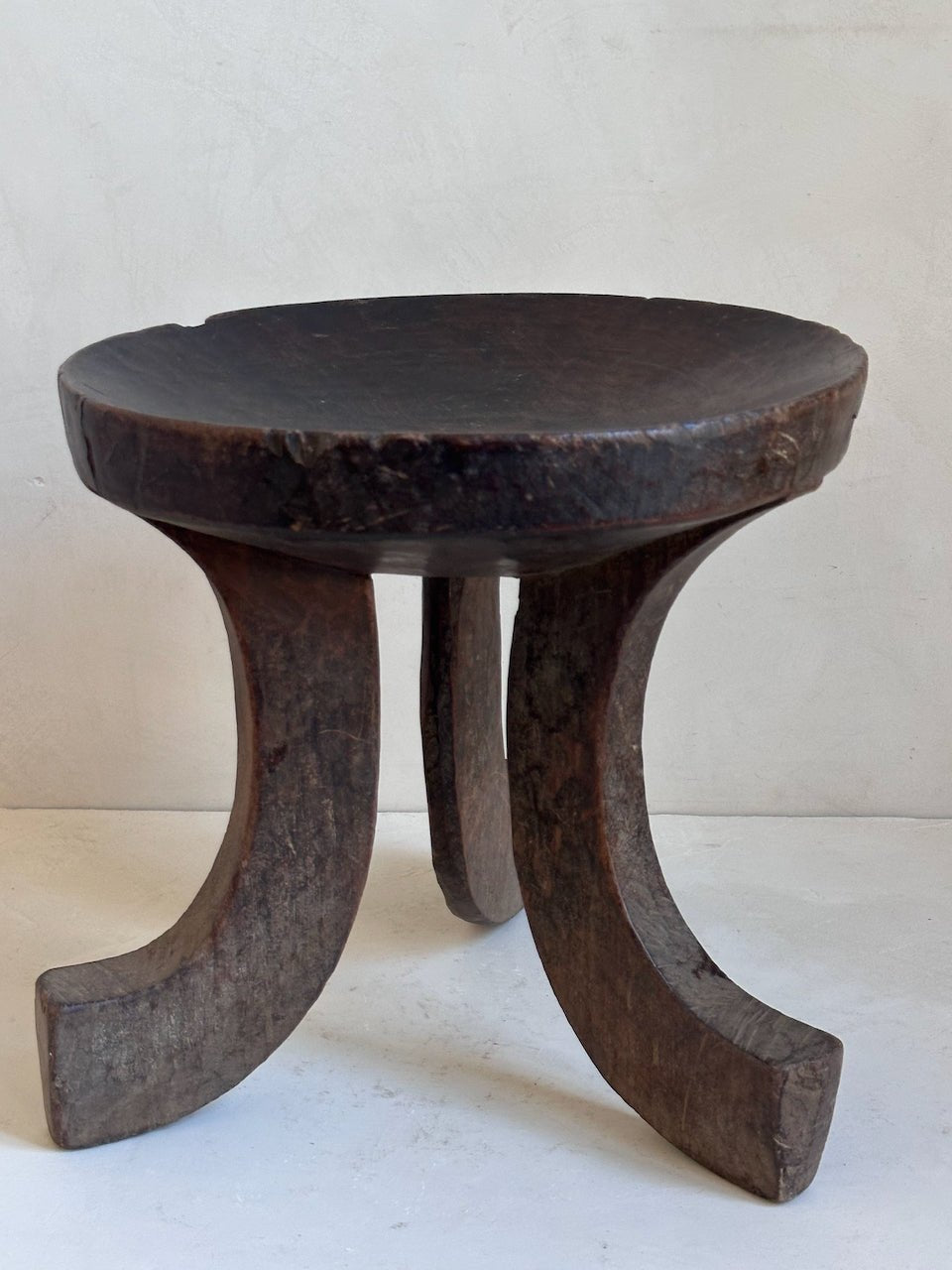 The Corner - Oromo stool N° 77 - African Benches & Stools