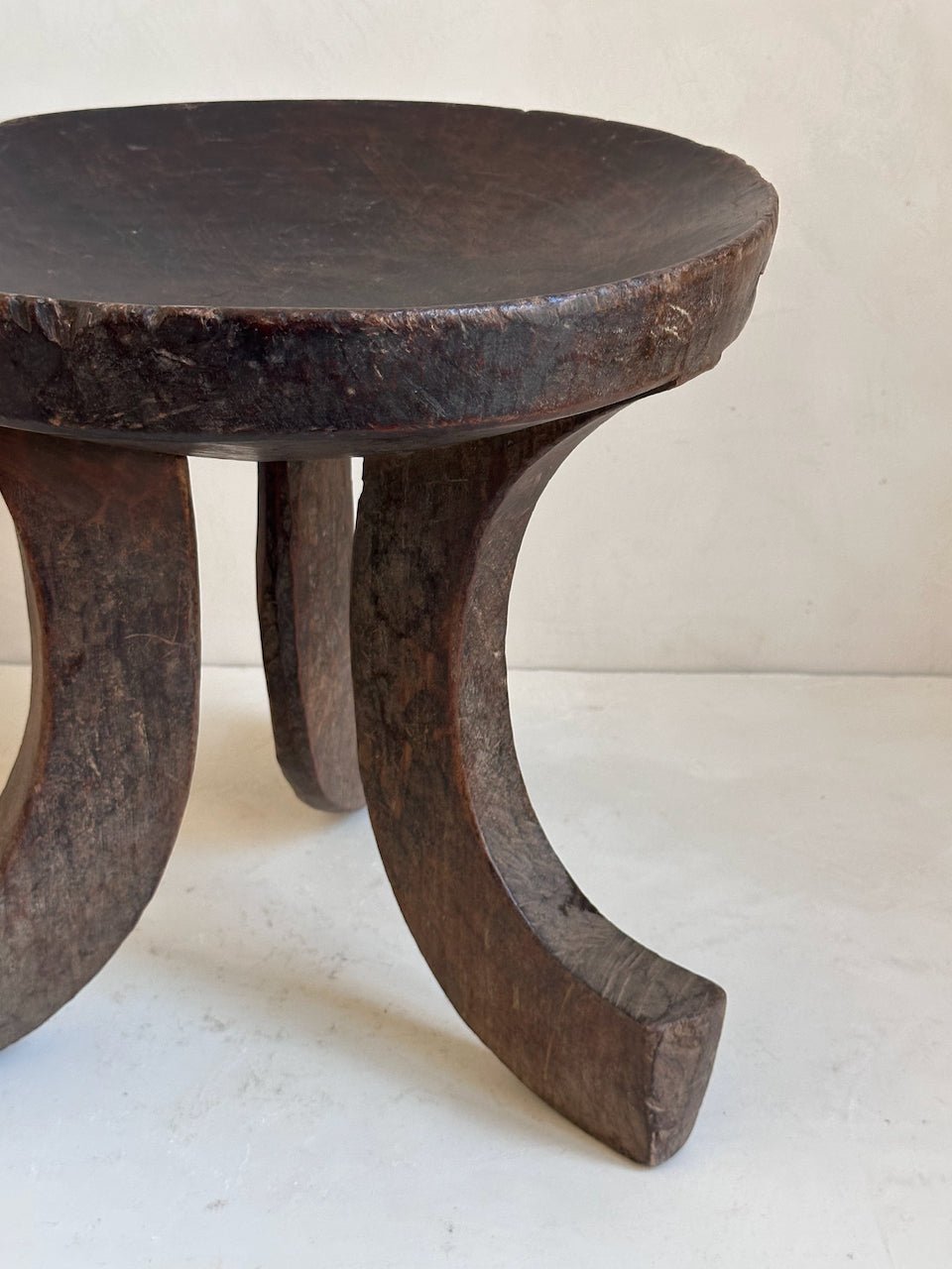 The Corner - Oromo stool N° 77 - African Benches & Stools