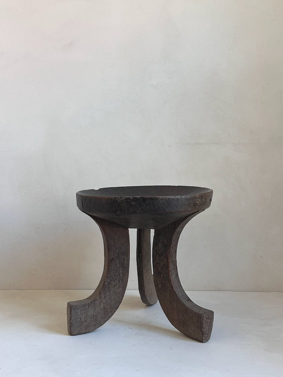 The Corner - Oromo stool N° 77 - African Benches & Stools