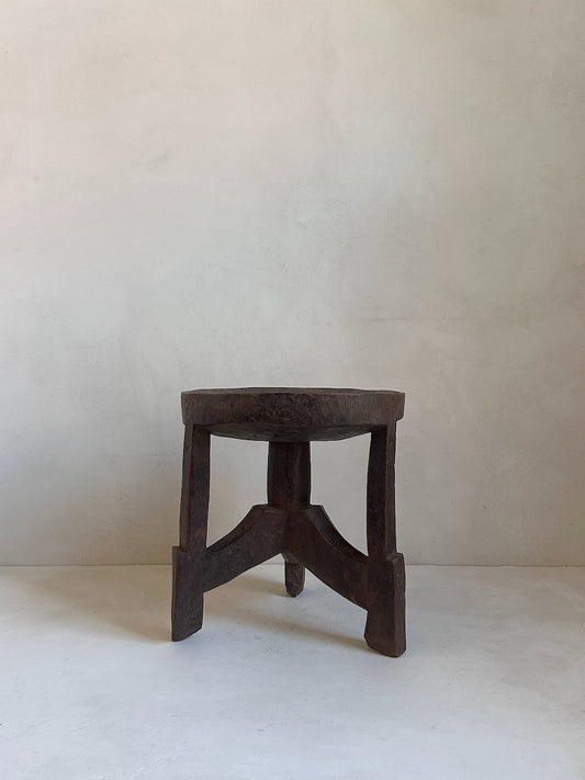 The Corner - Oromo stool N° 78 - African Benches & Stools
