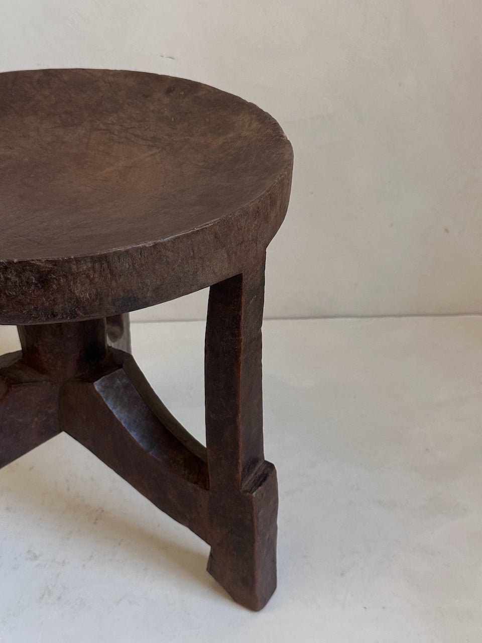 The Corner - Oromo stool N° 78 - African Benches & Stools