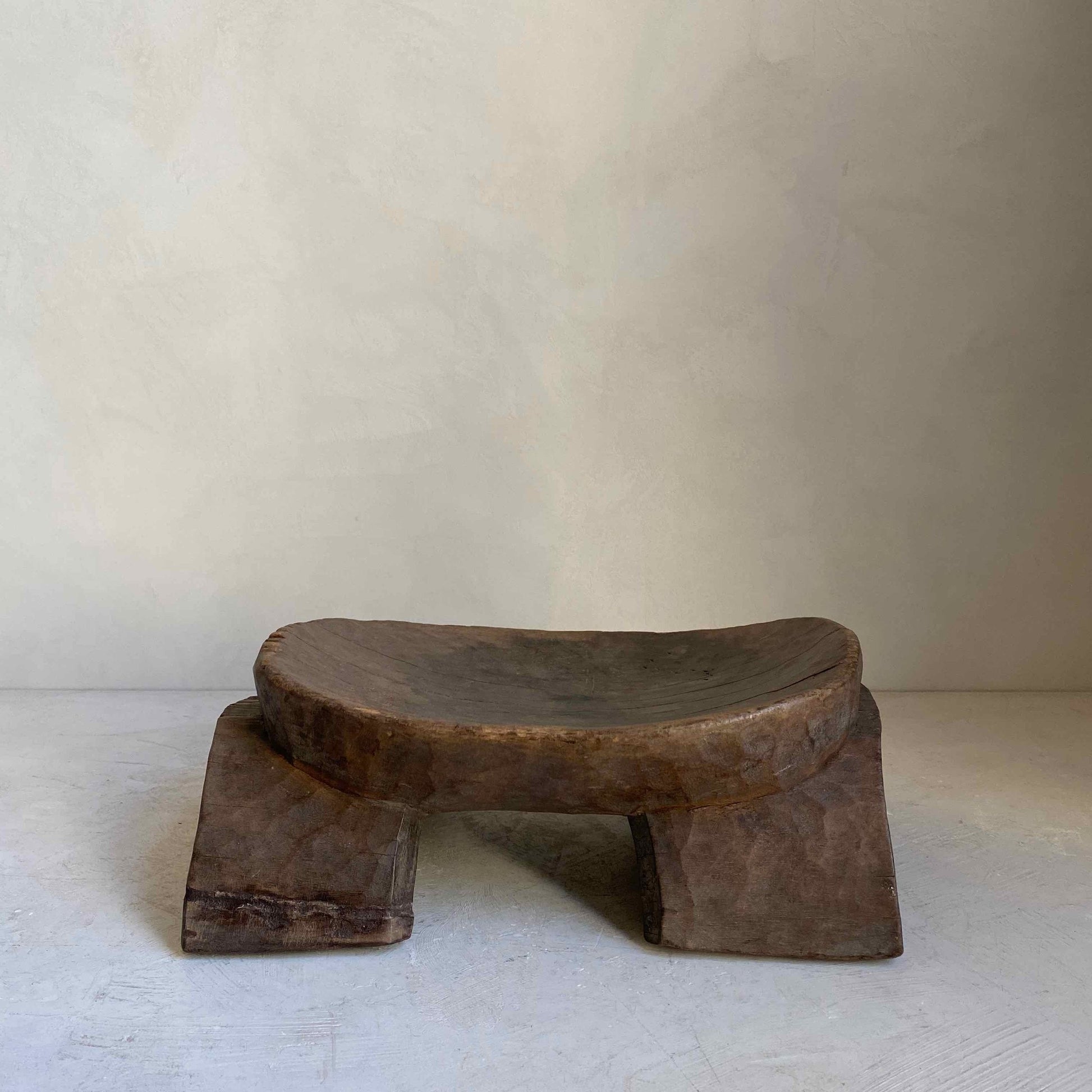 The Corner - Oromo stool N° 23 - African Benches & Stools