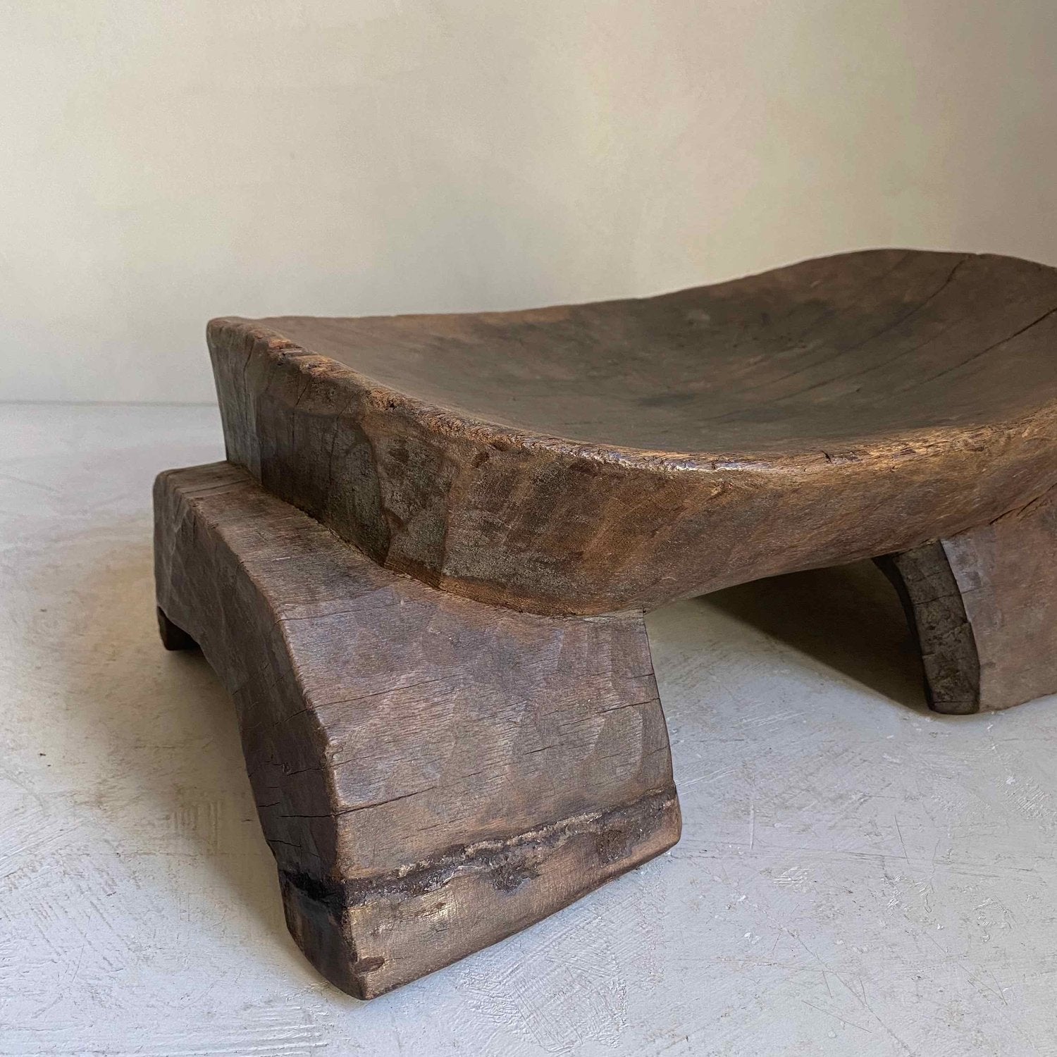 The Corner - Oromo stool N° 23 - African Benches & Stools
