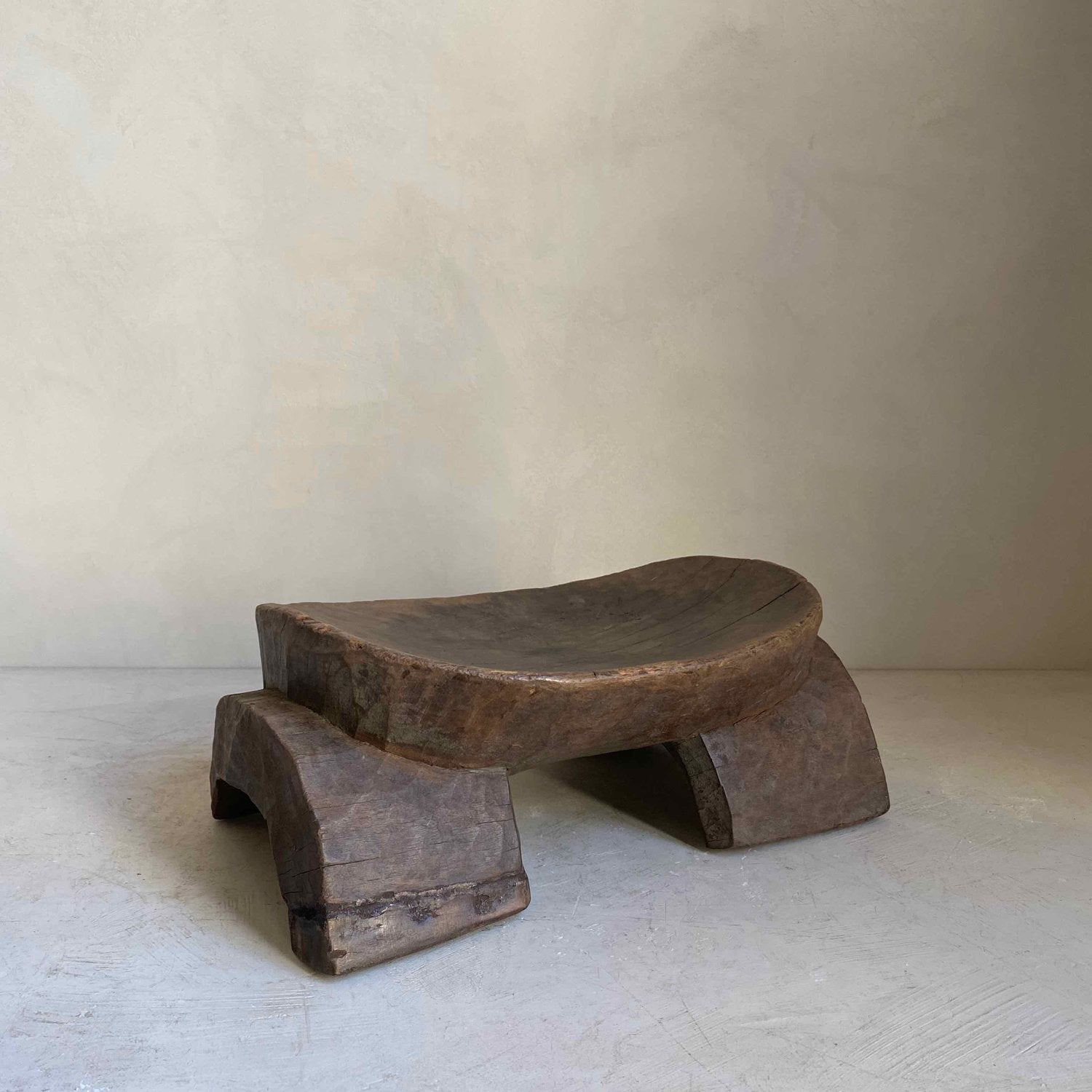 The Corner - Oromo stool N° 23 - African Benches & Stools