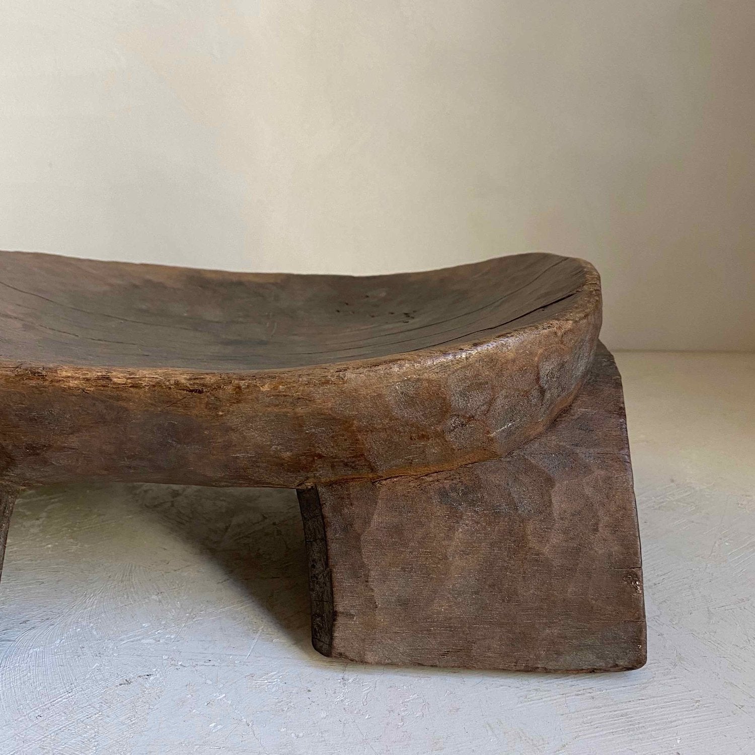 The Corner - Oromo stool N° 23 - African Benches & Stools