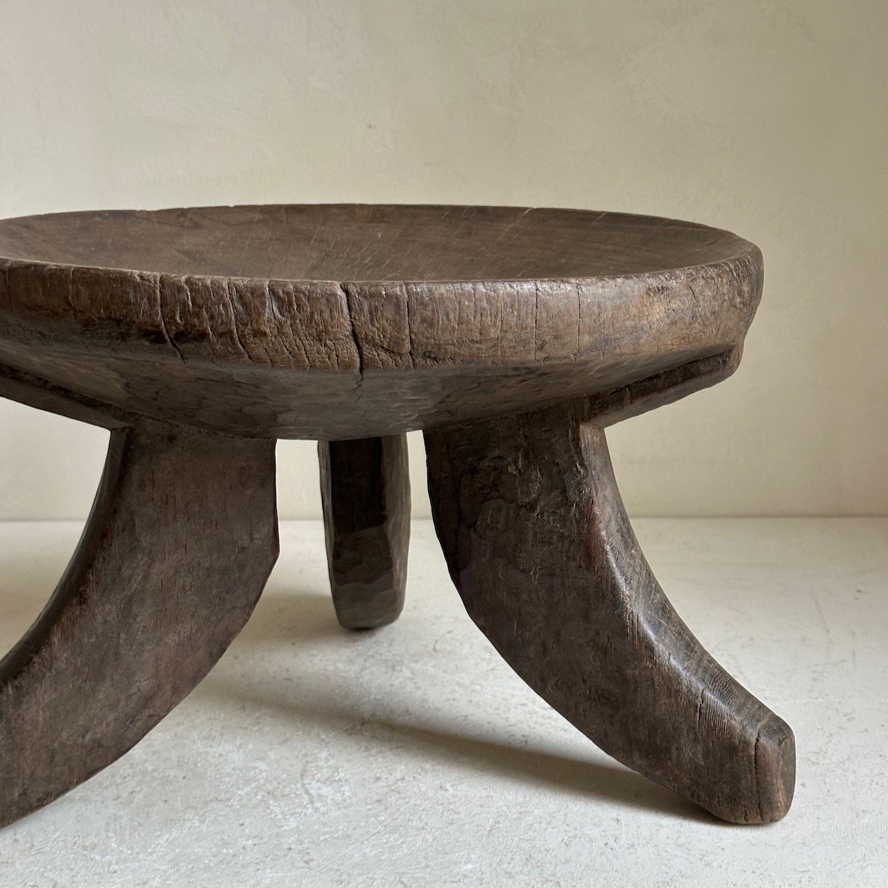 The Corner - Oromo stool N° 45 - African Benches & Stools