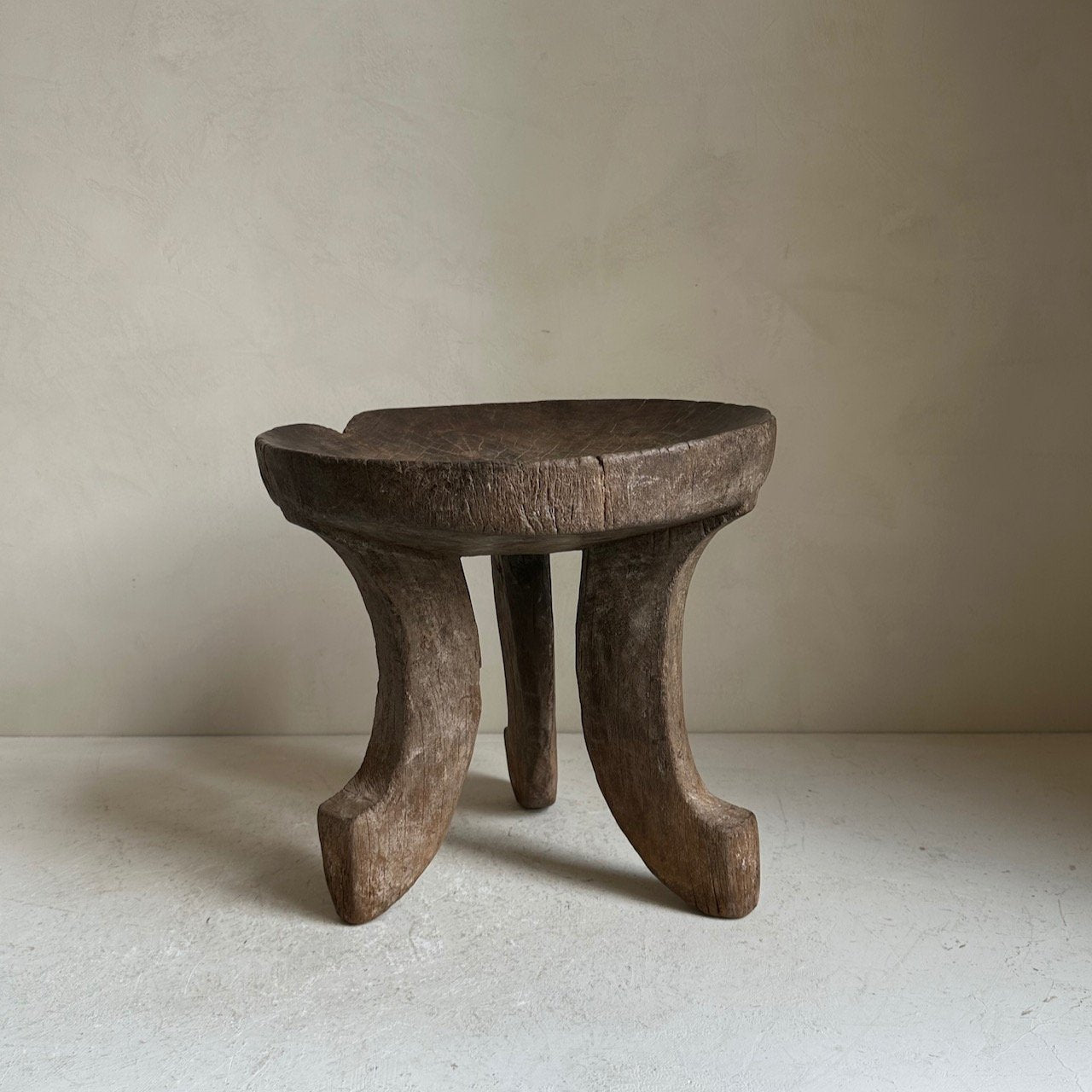 The Corner - Oromo stool N° 46 - African Benches & Stools