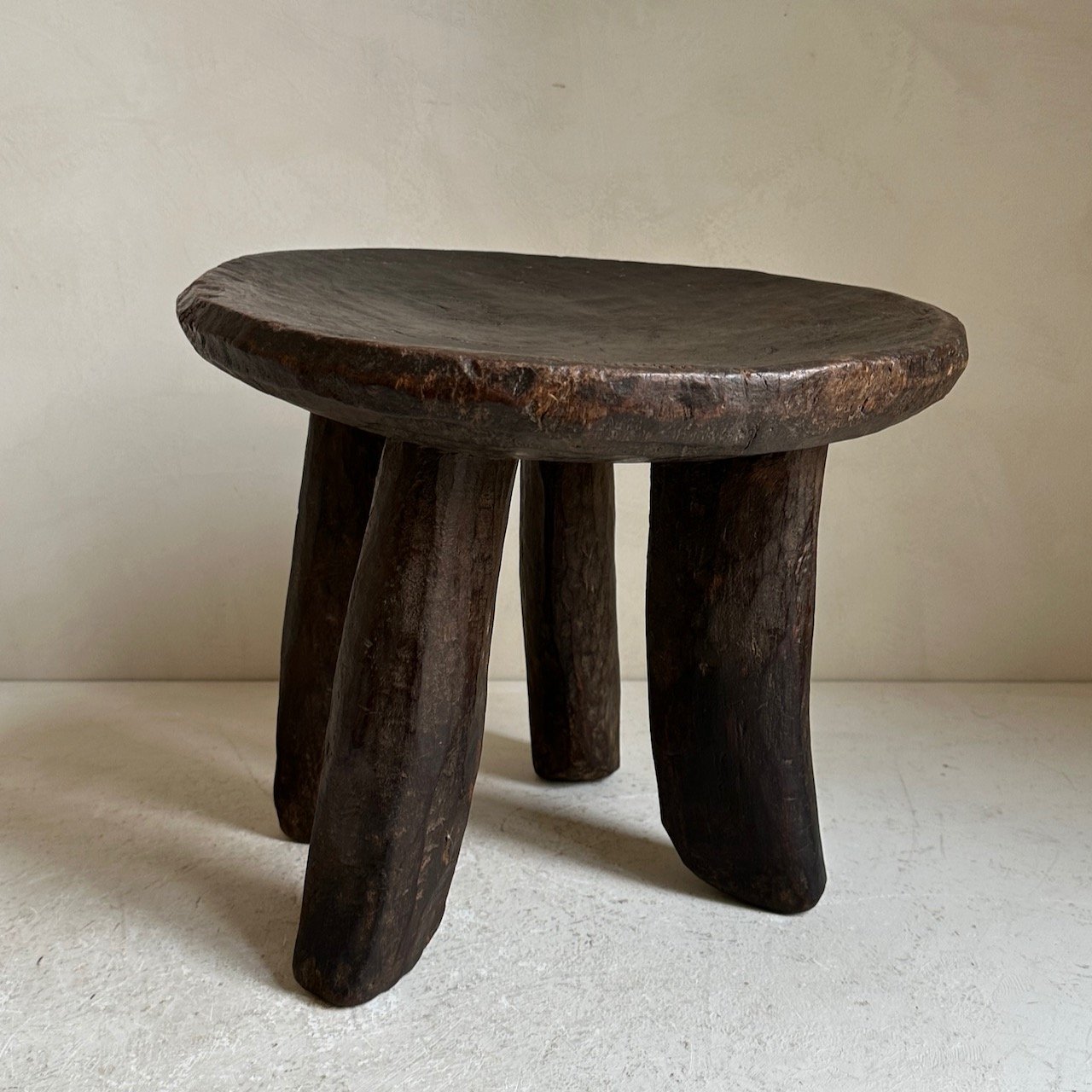 The Corner - Oromo stool N° 47 - African Benches & Stools
