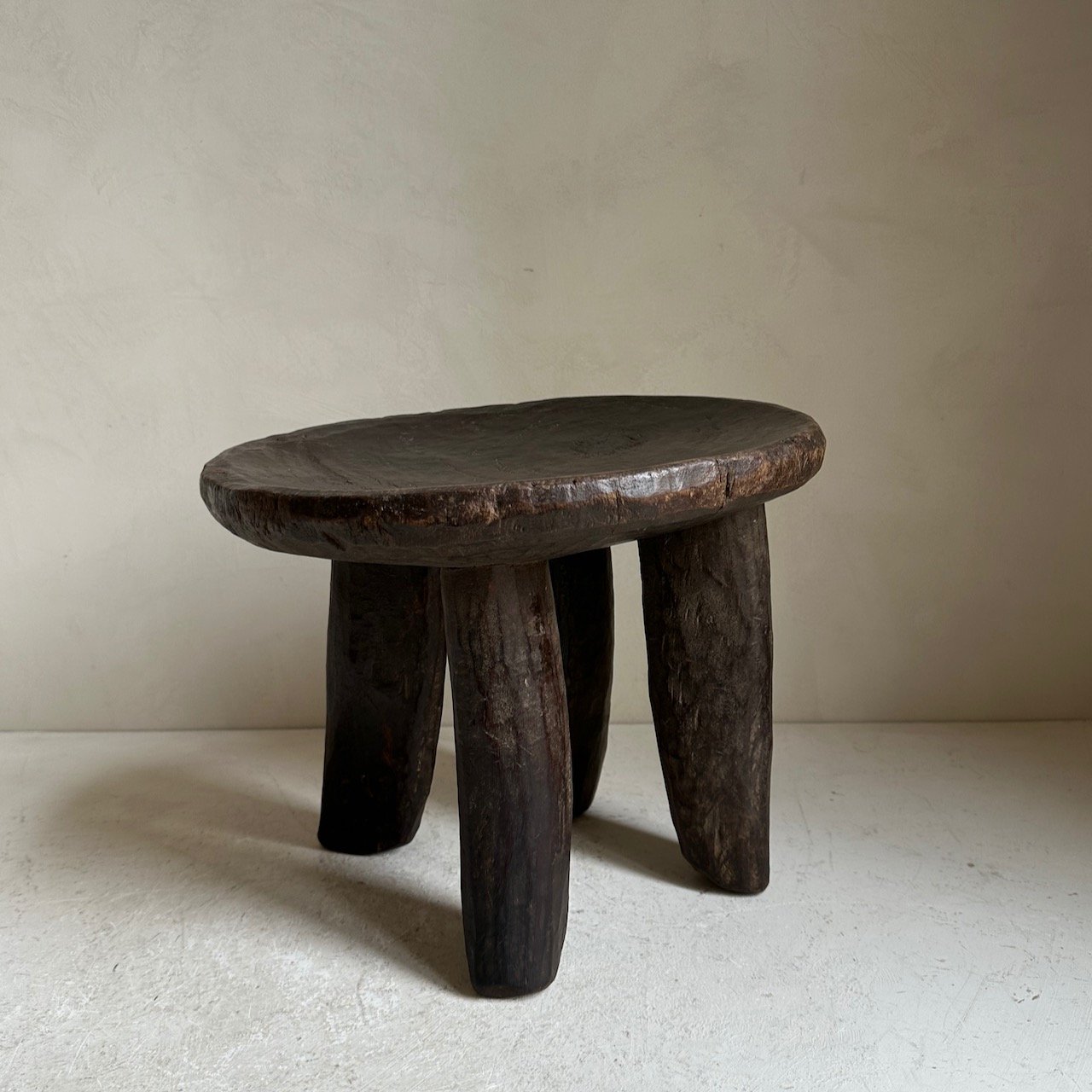 The Corner - Oromo stool N° 47 - African Benches & Stools