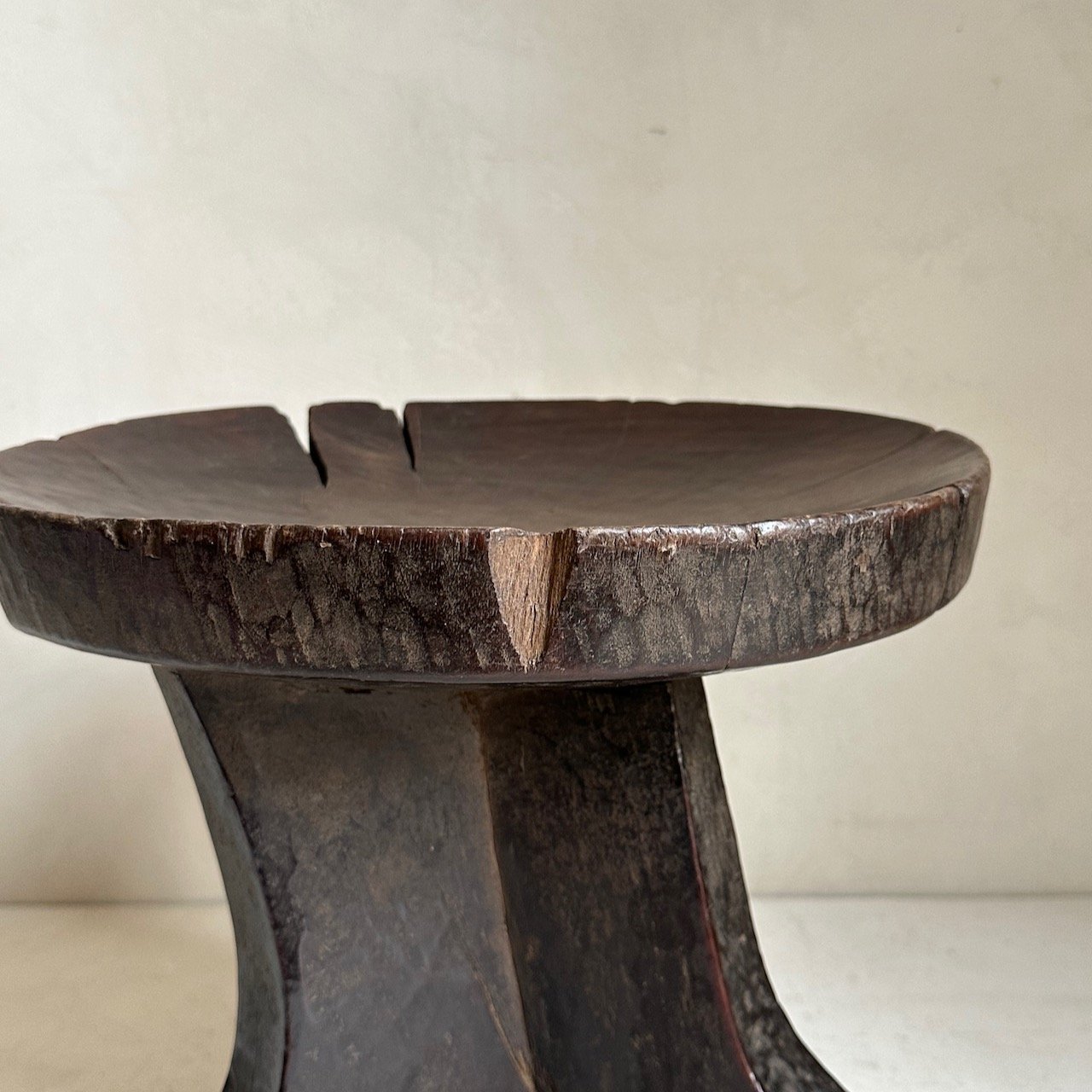 The Corner - Oromo stool N° 48 - African Benches & Stools