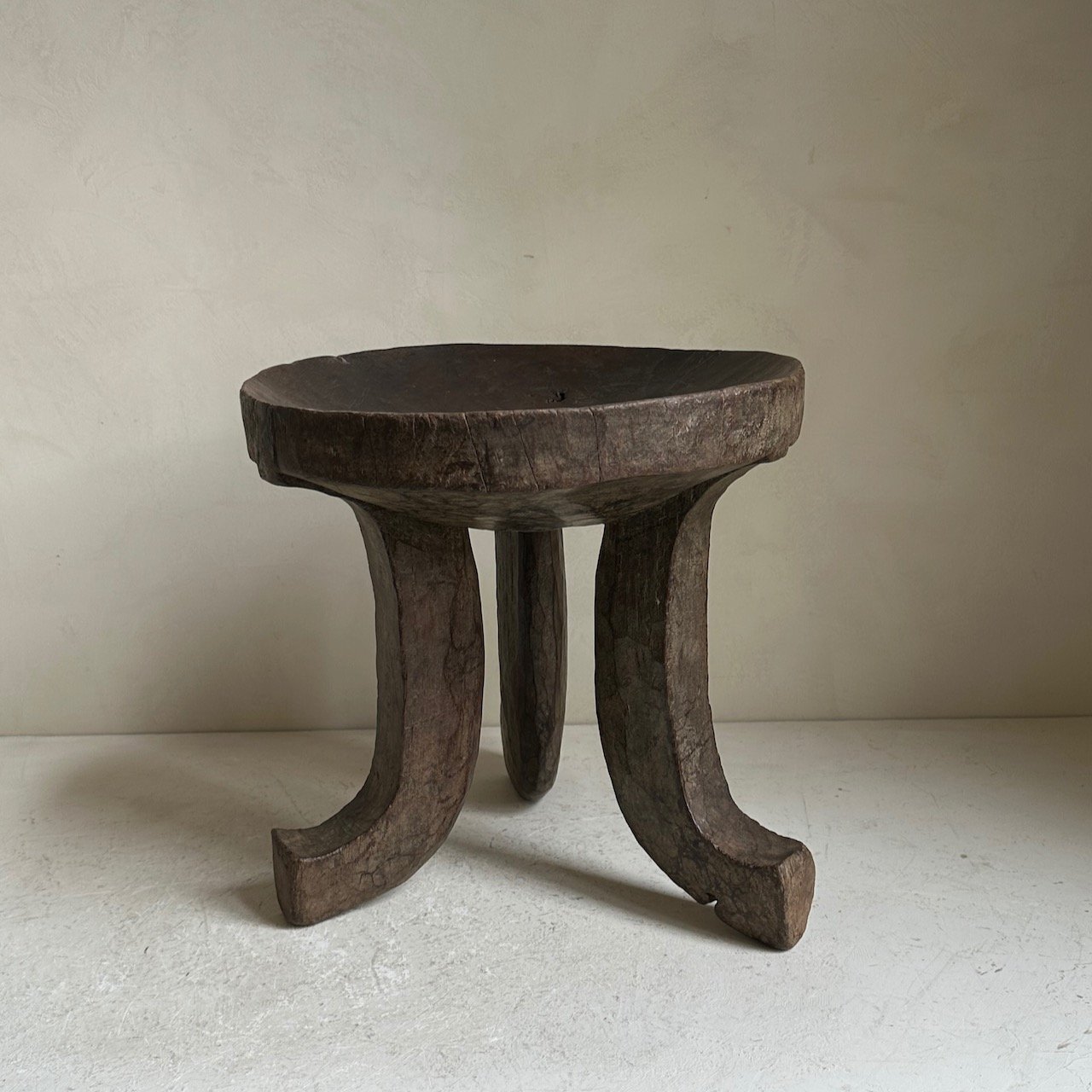 The Corner - Oromo stool N° 49 - African Benches & Stools