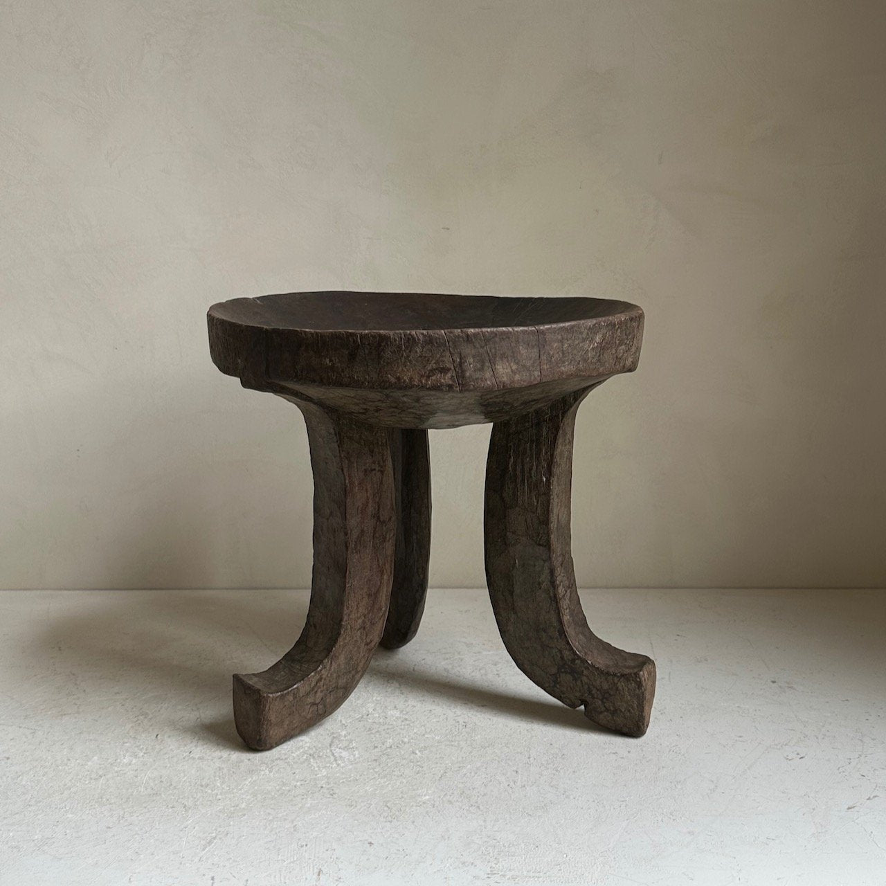 The Corner - Oromo stool N° 49 - African Benches & Stools