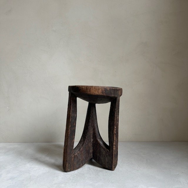 The Corner - Oromo stool N° 58 - African Benches & Stools