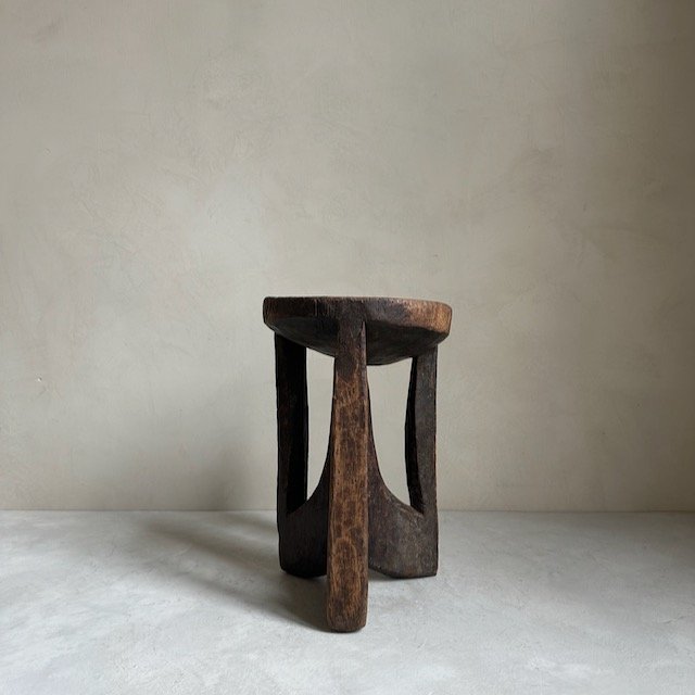 The Corner - Oromo stool N° 58 - African Benches & Stools