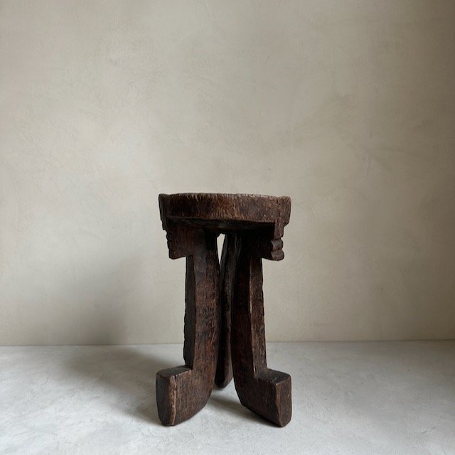 The Corner - Oromo stool N° 60 - African Benches & Stools