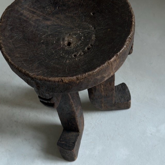 The Corner - Oromo stool N° 60 - African Benches & Stools