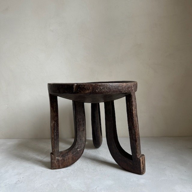 The Corner - Oromo stool N° 61 - African Benches & Stools