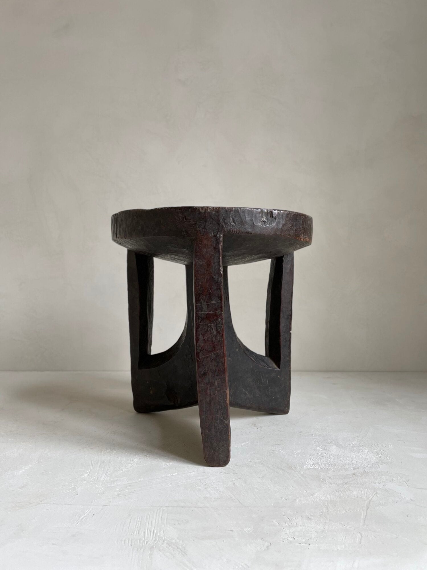 The Corner - Oromo stool Nº13 - African Benches & Stools
