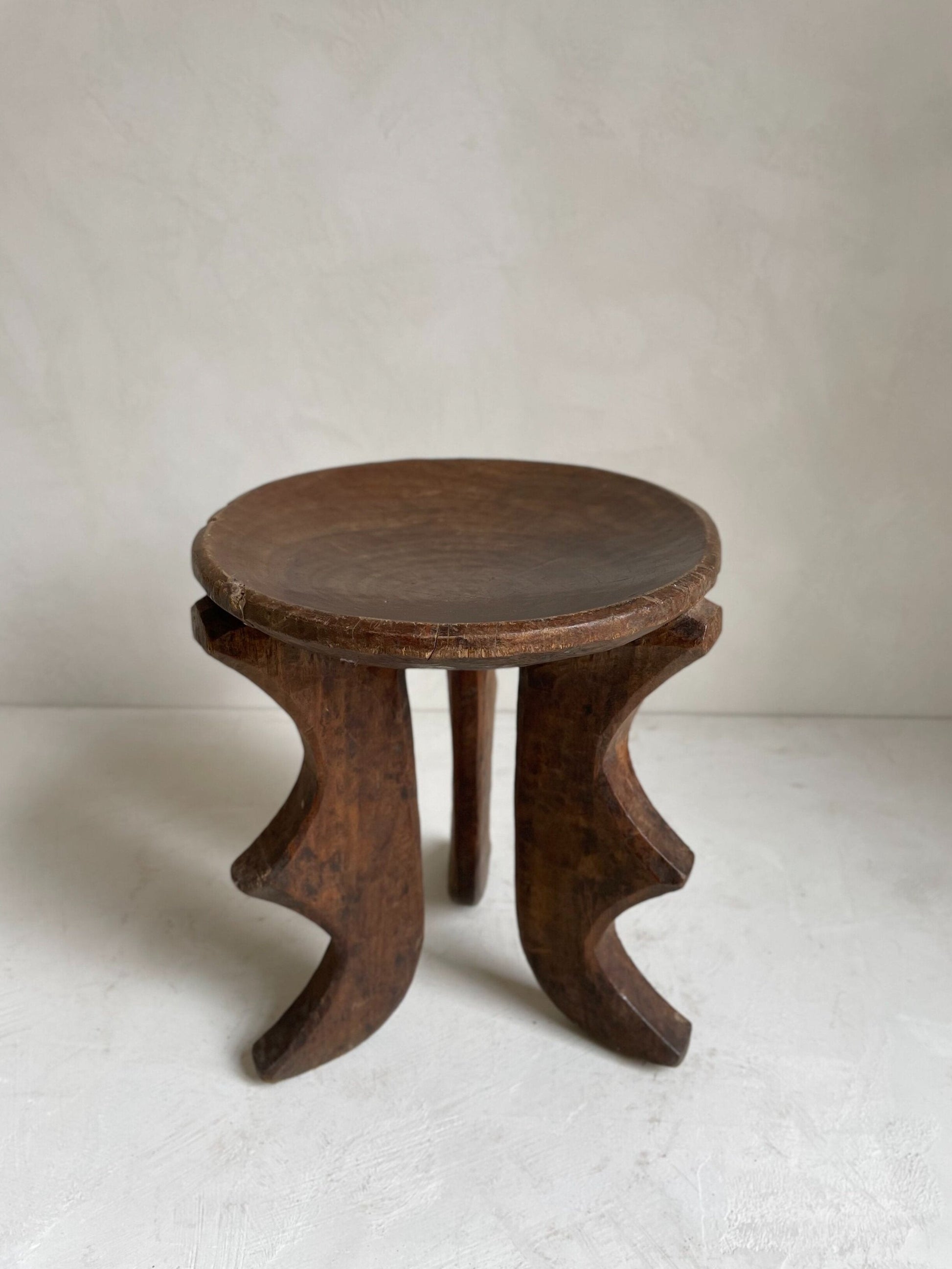 The Corner - Oromo stool Nº16 - African Benches & Stools