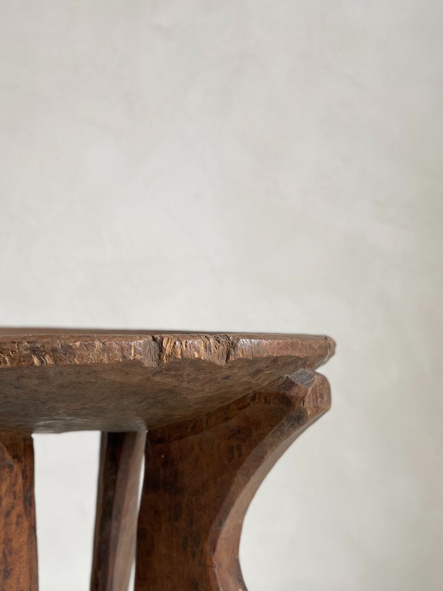 The Corner - Oromo stool Nº16 - African Benches & Stools