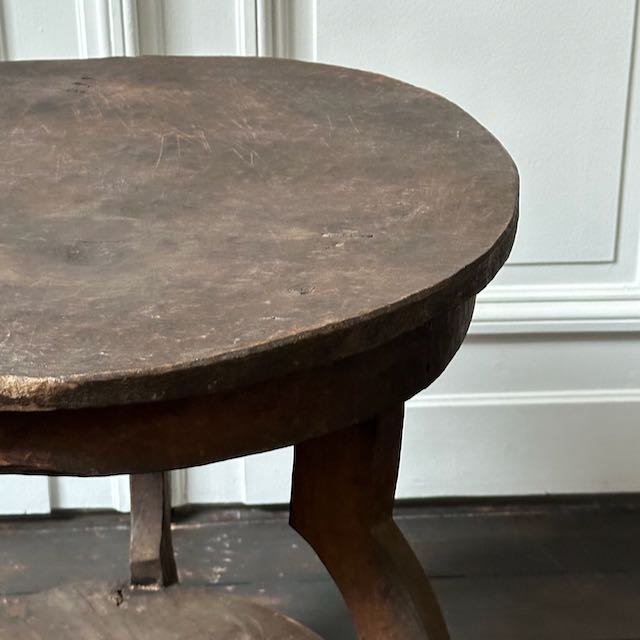 The Corner - Oromo table round N°5 - African Tables