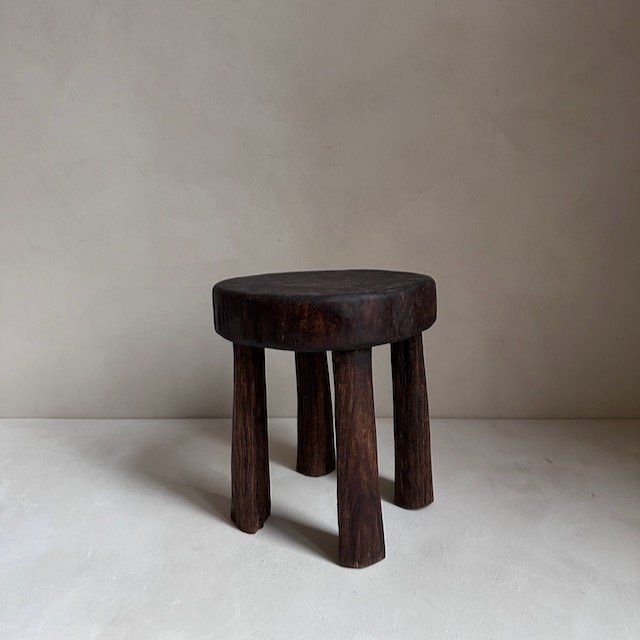 The Corner - Round Senufo stool N° 12 - African Benches & Stools