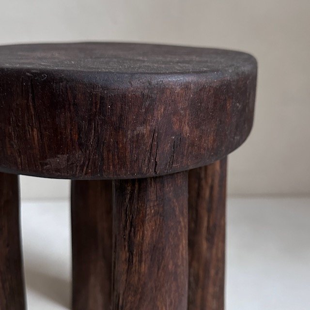 The Corner - Round Senufo stool N° 14 - African Benches & Stools