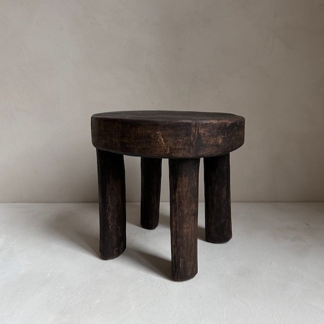 The Corner - Round Senufo stool N° 16 - African Benches & Stools