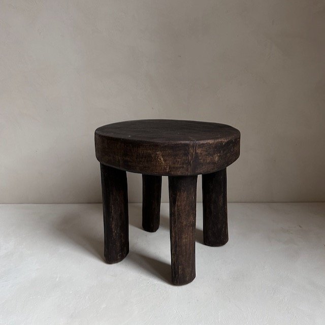 The Corner - Round Senufo stool N° 16 - African Benches & Stools