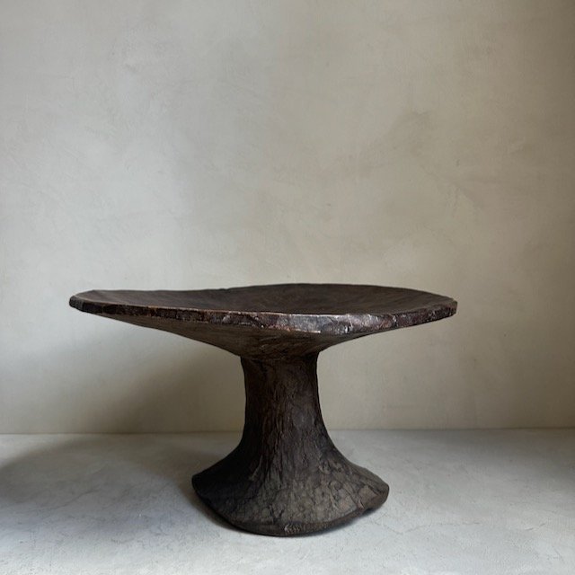 The Corner - Round tray with feet N° 11 - Decoration