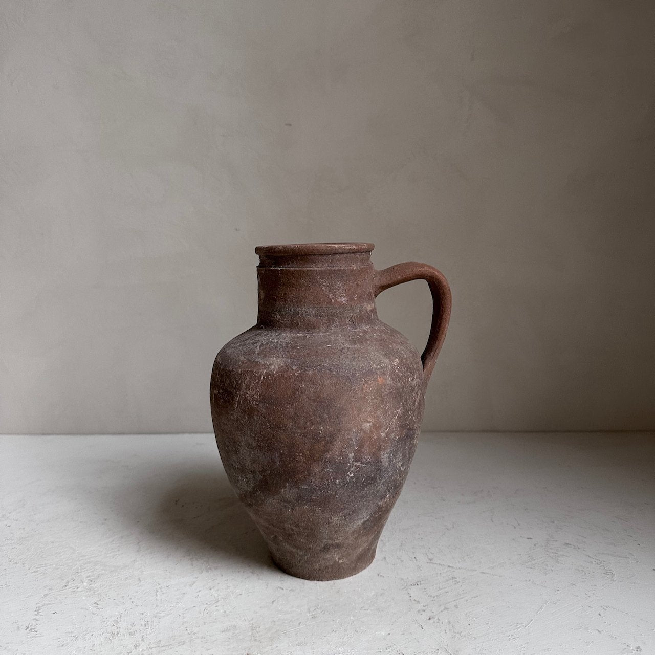 The Corner - Rustic earthenware pot No 101 - 