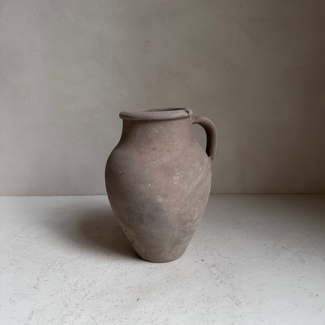 The Corner - Rustic earthenware pot No 102 - 