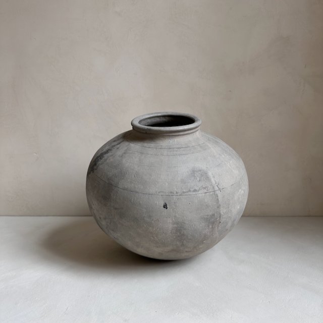 The Corner - Rustic earthenware pot No 113 - 