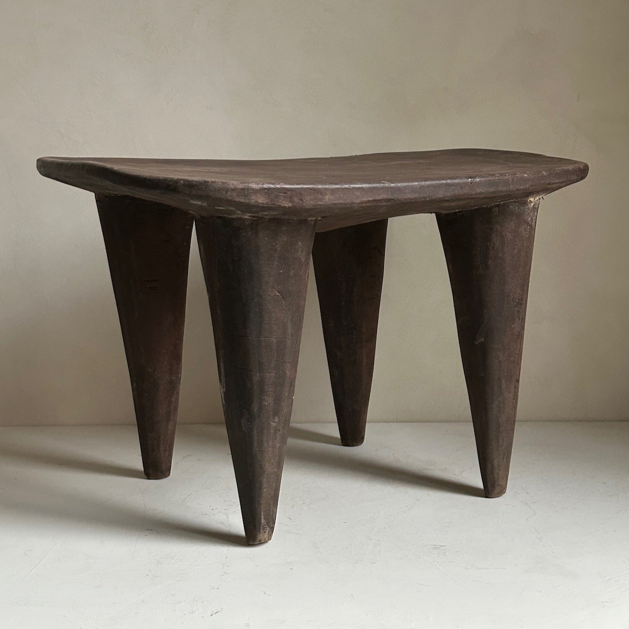 The Corner - Senufo stool N° 30 - African Benches & Stools