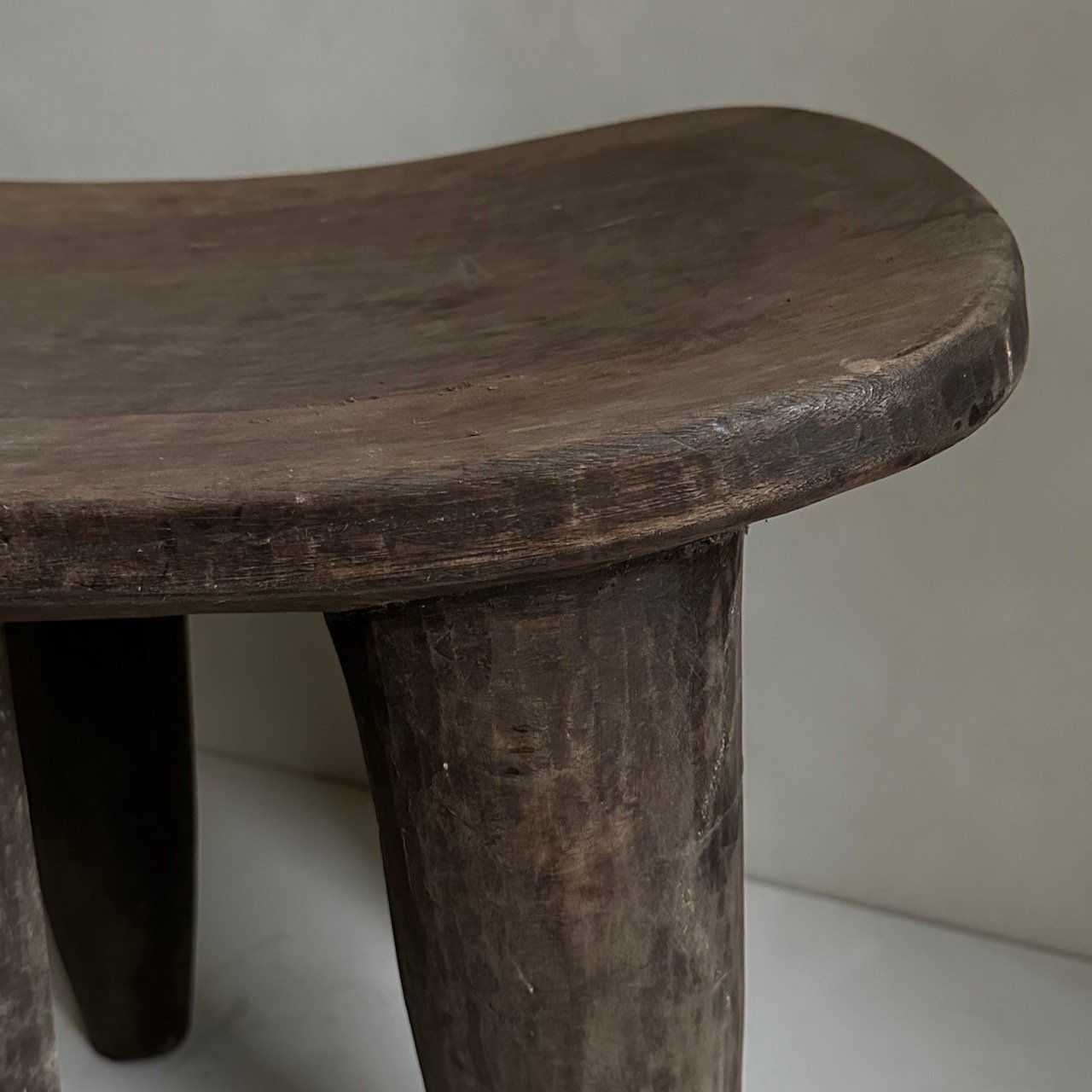 The Corner - Senufo stool N° 32 - African Benches & Stools
