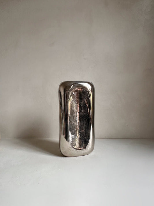 The Corner - Silver vase N° 1 - Ceramics