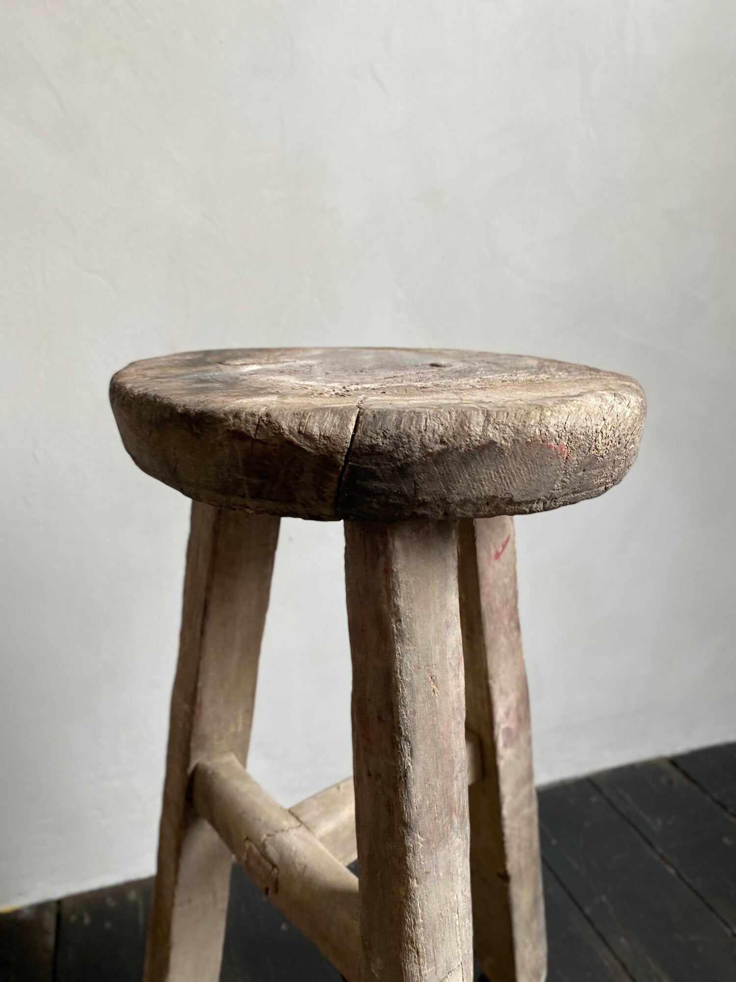The Corner - Stool nº3 - Benches & Stools