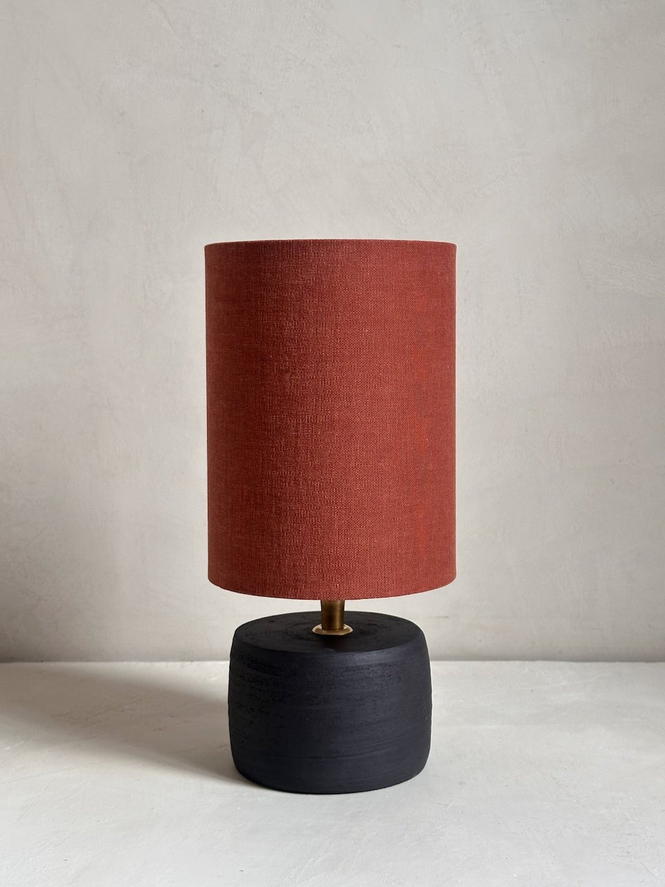 The Corner - Terra Negra clay lamp N° 1 - Lighting