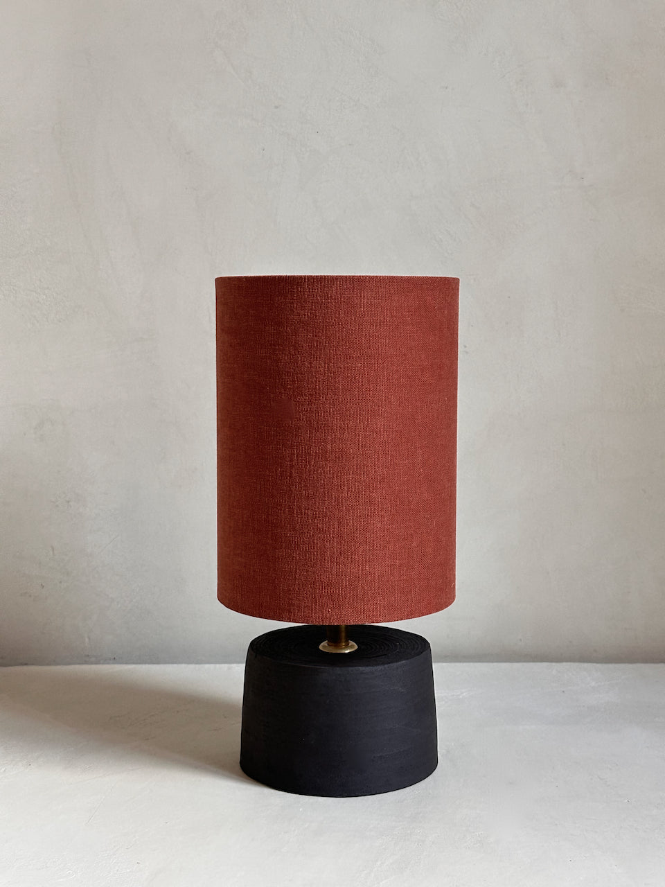 The Corner - Terra Negra clay lamp N° 2 - Lighting